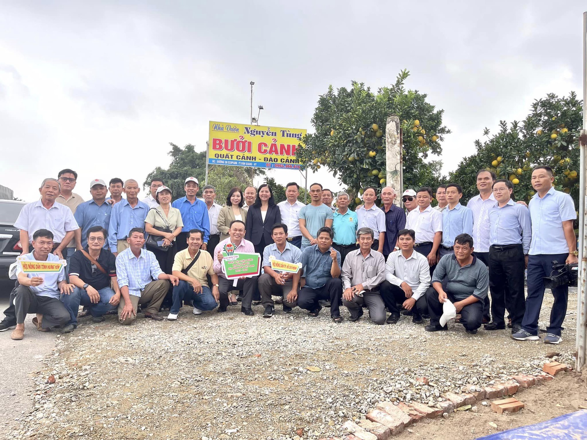 Hội Nông dân TP.HCM thực hiện 101 công trình chào mừng Đại hội Hội Nông dân toàn quốc lần thứ VIII - Ảnh 4.