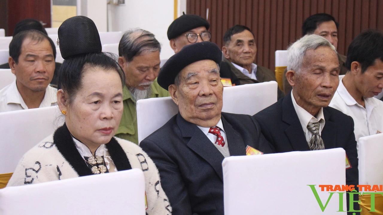 Đại hội đại biểu Hội Liên hiệp Văn học - Nghệ thuật tỉnh Sơn La lần thứ VIII - Ảnh 4.