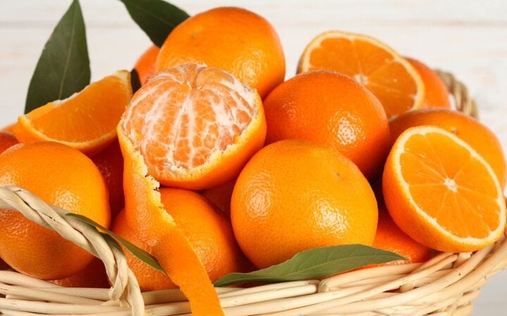 Bất ngờ 5 loại trái cây hỗ trợ điều trị cảm cúm mà nhiều người không biết - Ảnh 4.