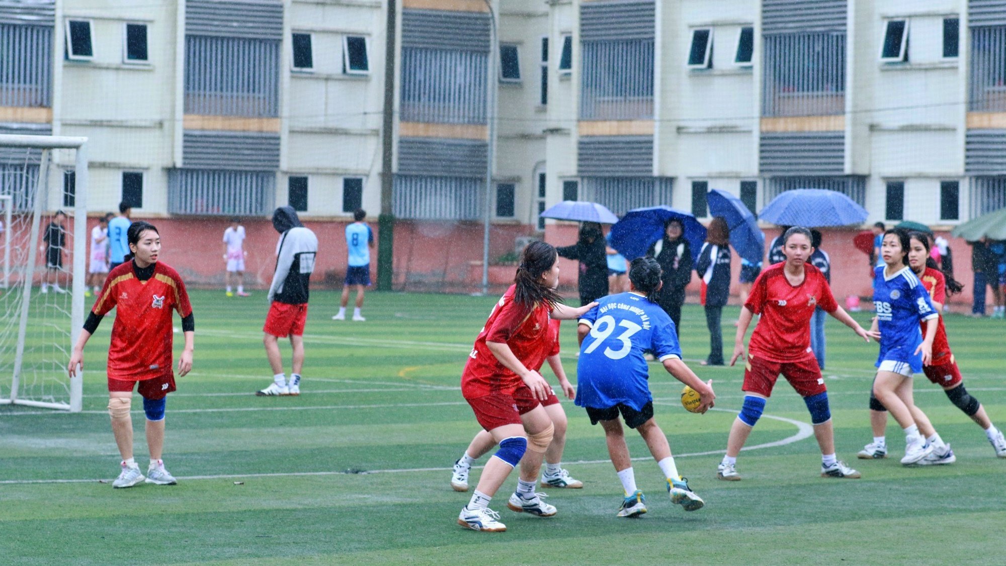 Đại học TDTT Bắc Ninh, ĐH Thương Mại vô địch giải Bóng ném các trường ĐH, HV, CĐ và Chuyên nghiệp khu vực Hà Nội - Ảnh 3.