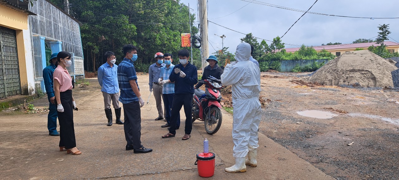 Thanh Hóa quyết liệt phòng, chống dịch bệnh động vật trong những tháng cuối năm 2023, đầu năm 2024 - Ảnh 4. Thanh Hóa quyết liệt phòng, chống dịch bệnh động vật trong những tháng cuối năm 2023, đầu năm 2024 - Ảnh 4.