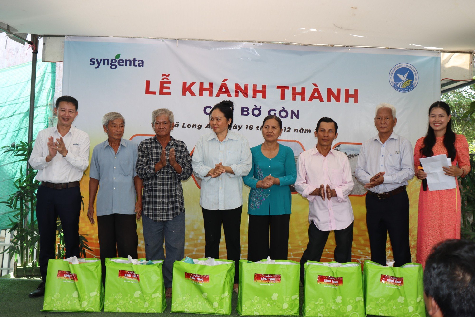 Xây thêm 5 cây cầu trị giá 1 tỷ đồng góp vào hành trình 30 năm chia sẻ yêu thương của Syngenta - Ảnh 4.