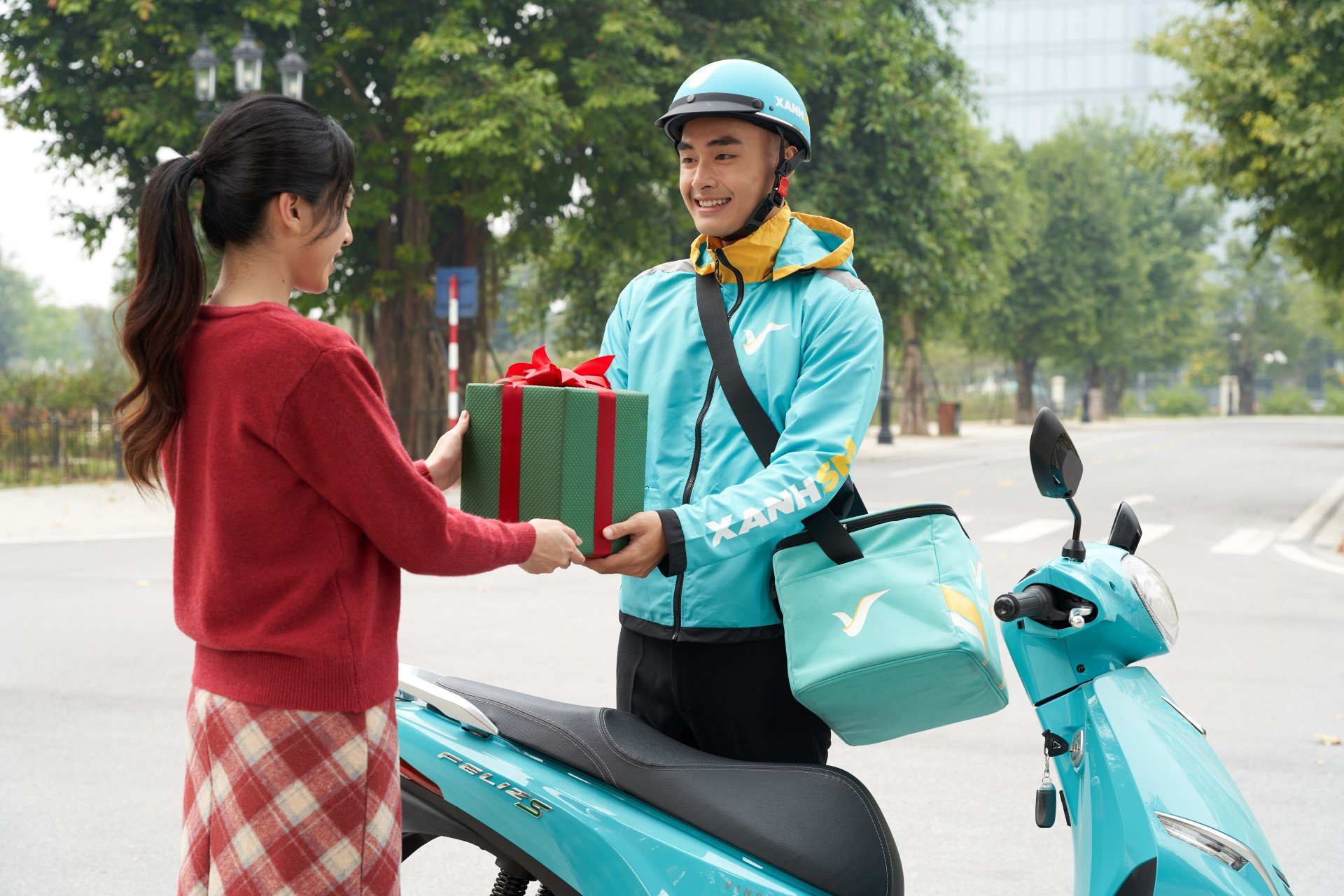 Xanh SM ra mắt dịch vụ giao hàng Xanh Express - Ảnh 1.