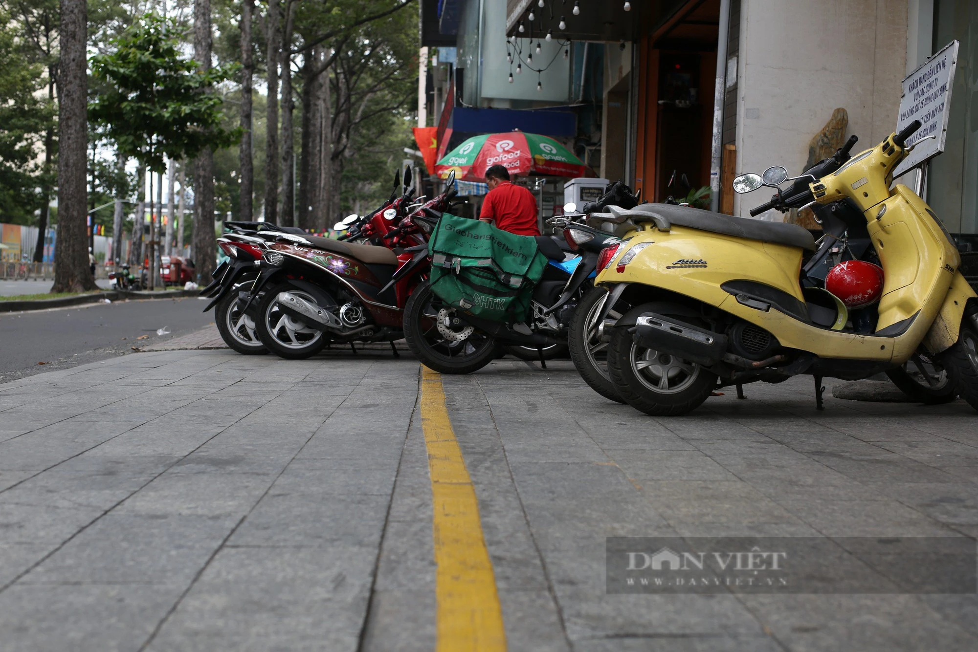 Phân chia vạch kẻ đường để cho thuê kinh doanh ở TP.HCM: Người dân sắp thoát cảnh tháo chạy khi thấy trật tự đô thị - Ảnh 3.