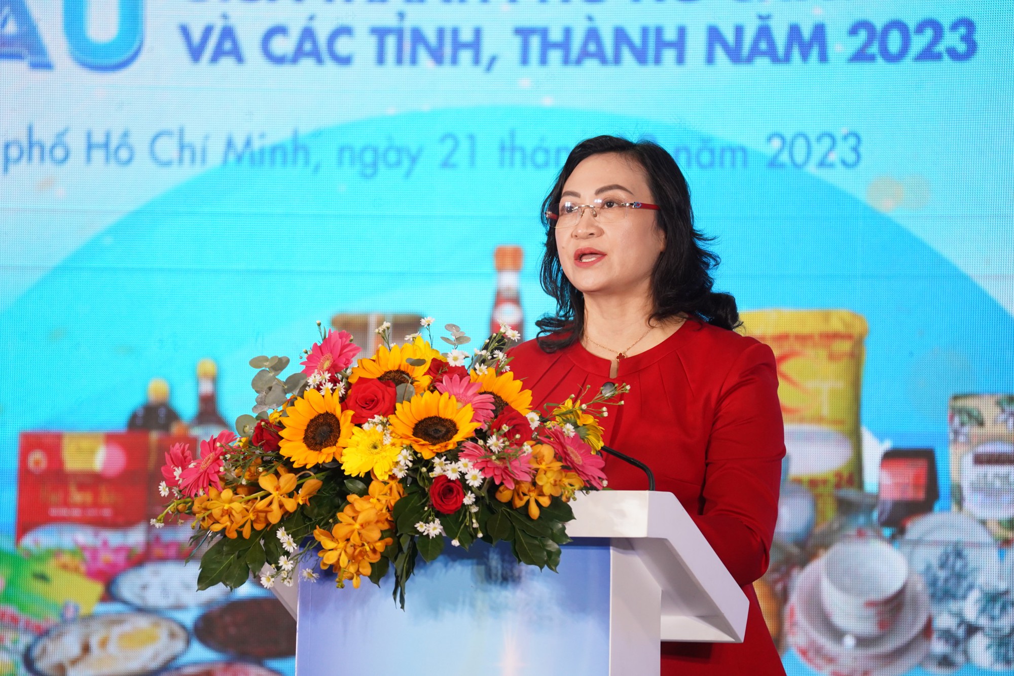 PCT UBND TP.HCM: Cần xây dựng bộ quy tắc ứng xử chung đối với nhà cung cấp vi phạm - Ảnh 4.