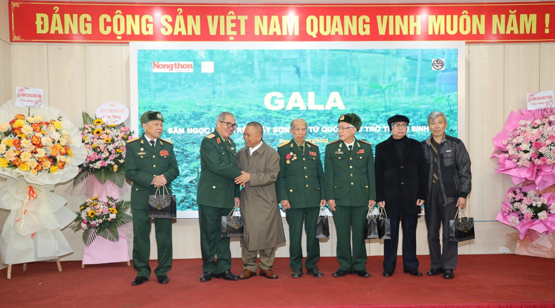  Gala "Sâm Ngọc Linh trên đất Sơn La - Từ Quốc bảo trở thành sinh kế"- Ảnh 1.