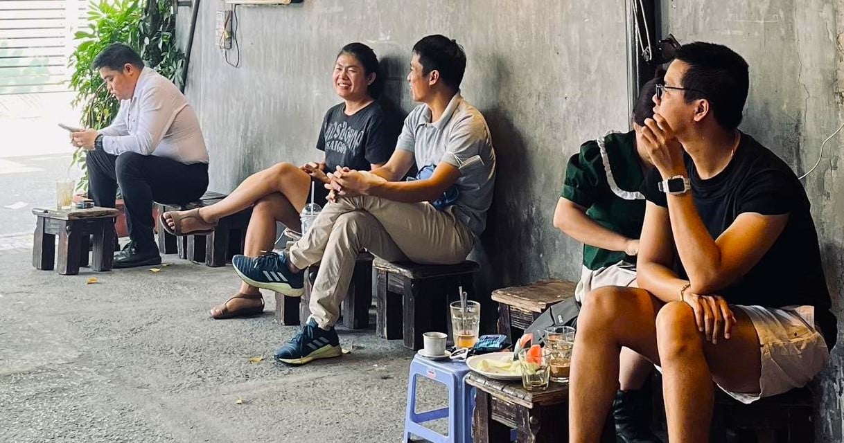 Cà phê kiểu Việt, cà phê kiểu Tây - Ảnh 1.