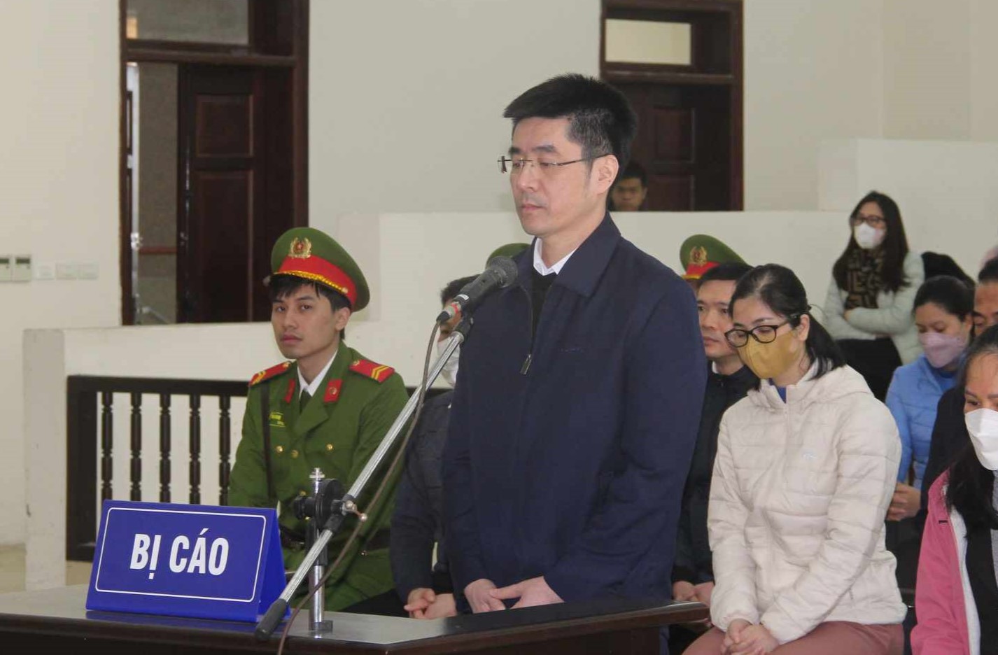Hoàng Văn Hưng nói “chấp nhận mọi phán quyết”, xin xử vắng mặt để chữa bệnh - Ảnh 1.