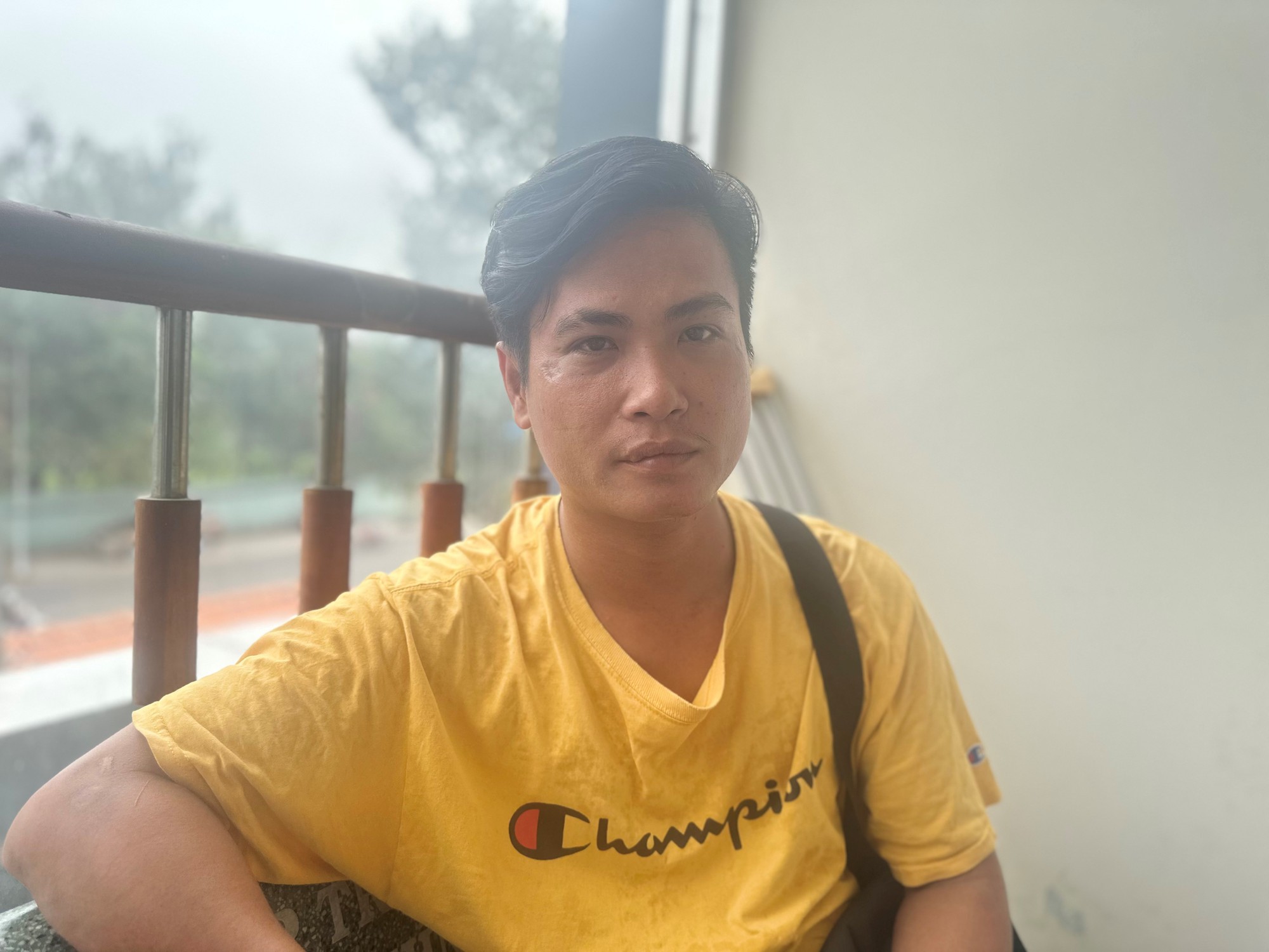 Hàng trăm học sinh đặc biệt khó khăn tại Bình Dương được hỗ trợ, nâng bước tới trường dịp cuối năm - Ảnh 2.