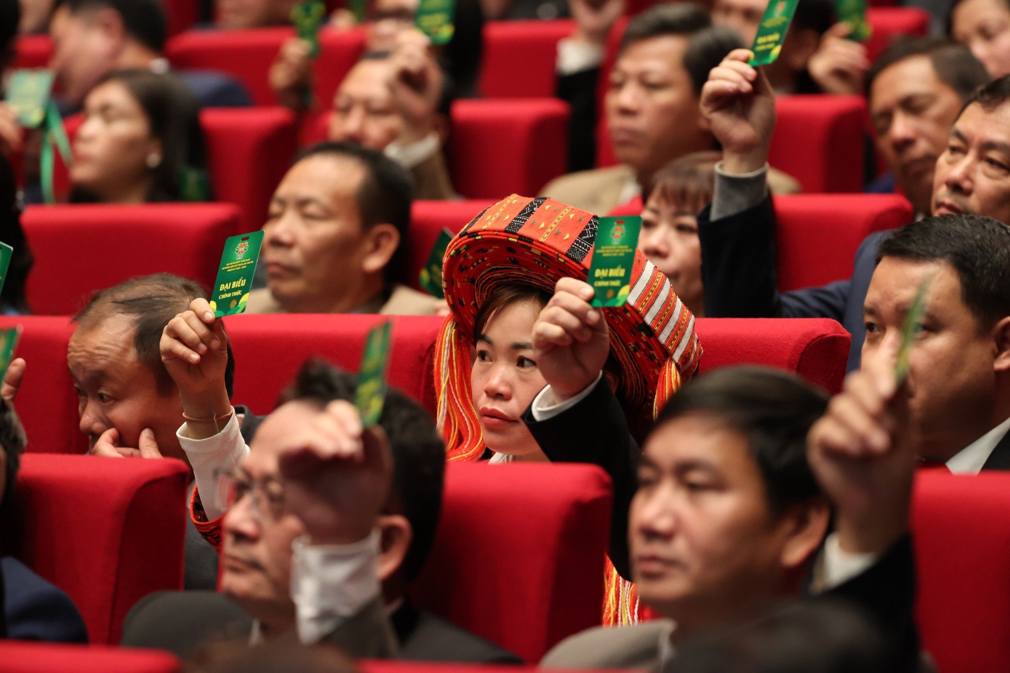 Khai mạc ngày làm việc thứ nhất Đại hội đại biểu toàn quốc Hội Nông dân Việt Nam lần thứ VIII- Ảnh 1.