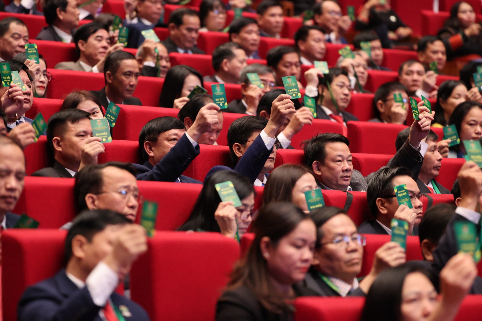Khai mạc ngày làm việc thứ nhất Đại hội đại biểu toàn quốc Hội Nông dân Việt Nam lần thứ VIII- Ảnh 2.