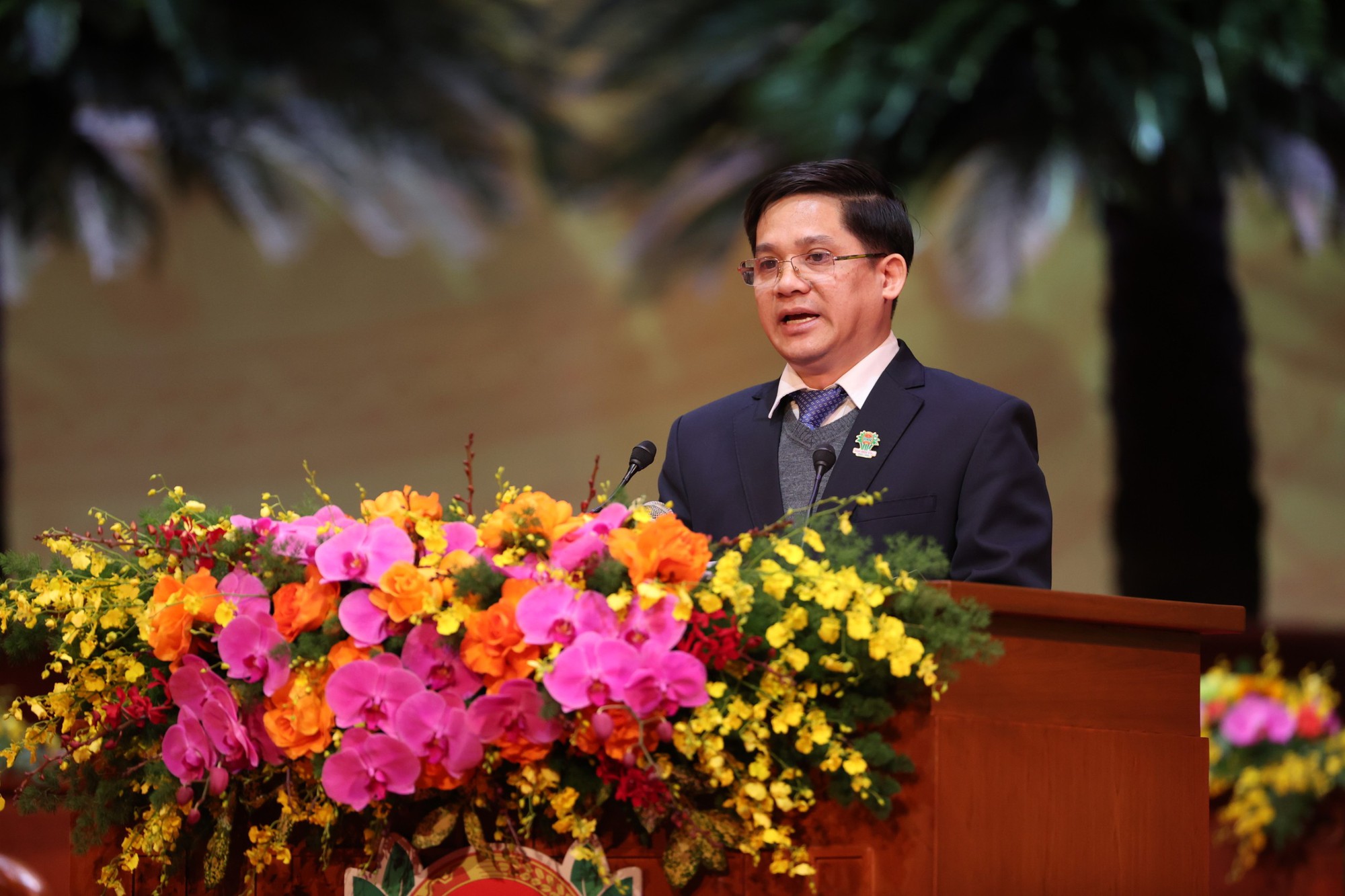 Khai mạc ngày làm việc thứ nhất Đại hội đại biểu toàn quốc Hội Nông dân Việt Nam lần thứ VIII- Ảnh 1.
