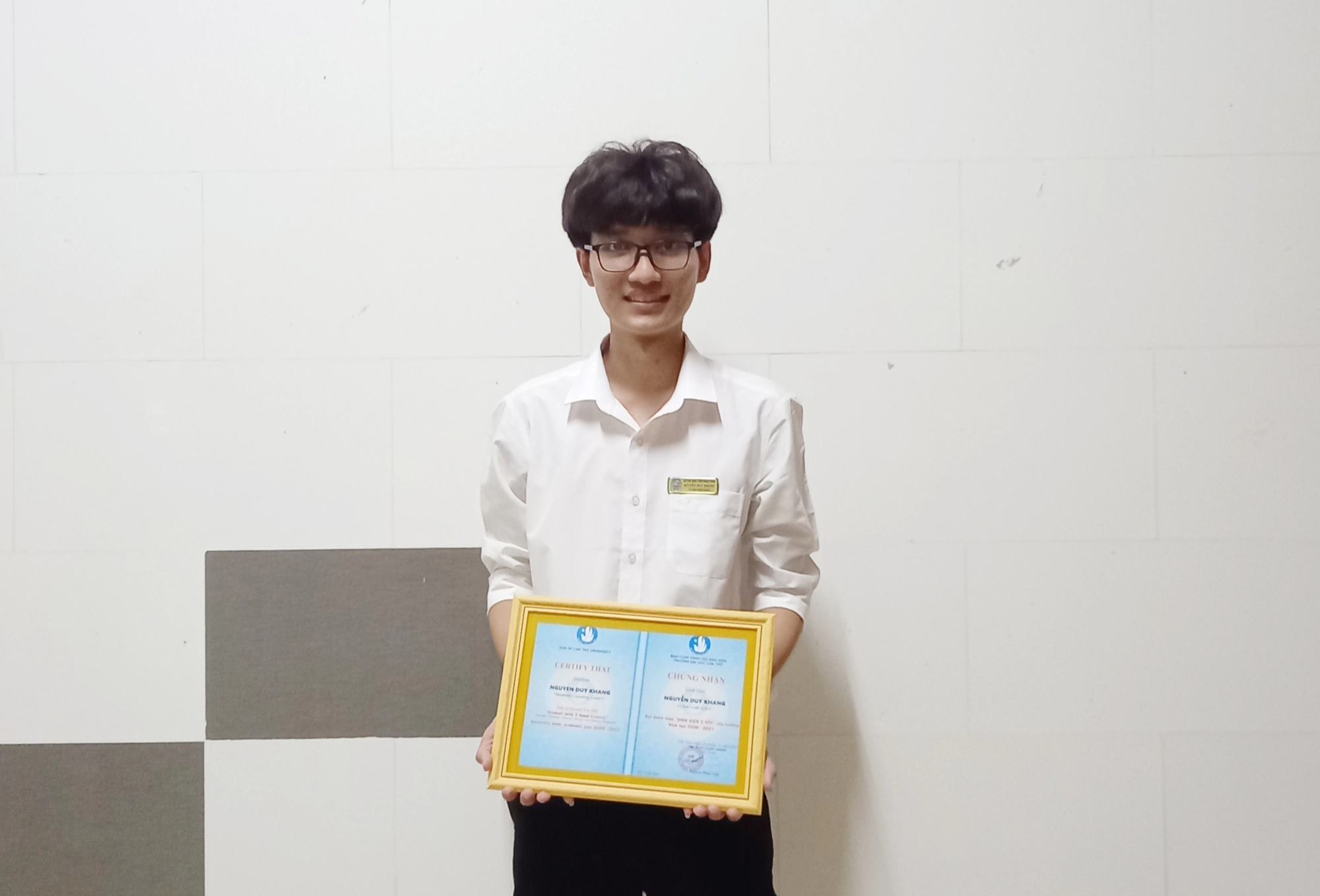Nam sinh trường Bách khoa: &quot;Quyết tâm học giỏi vì đây là con đường duy nhất&quot; - Ảnh 1.