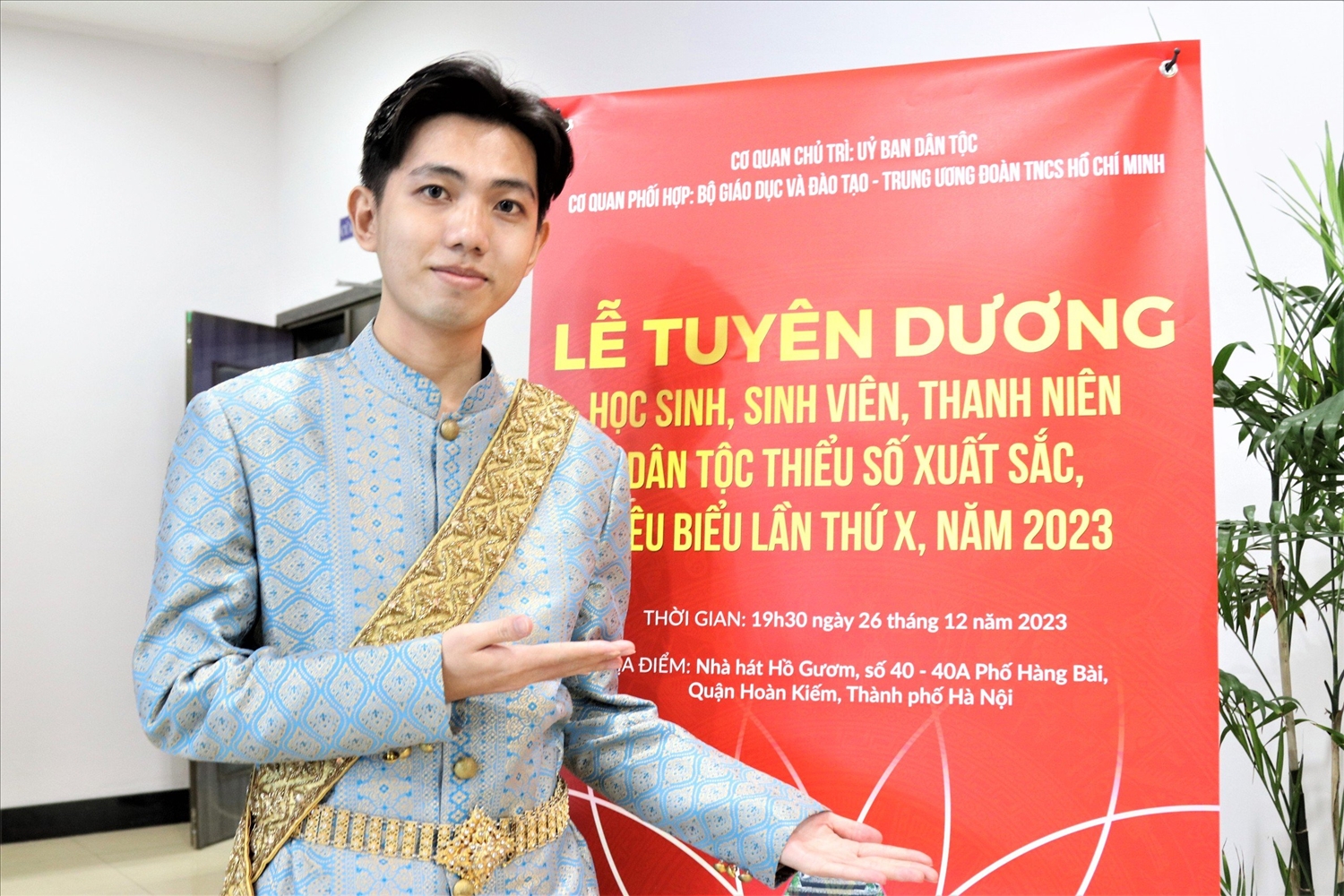 Tuyên dương 143 &quot;bông hoa&quot; học sinh, sinh viên, thanh niên DTTS xuất sắc năm 2023 - Ảnh 5.