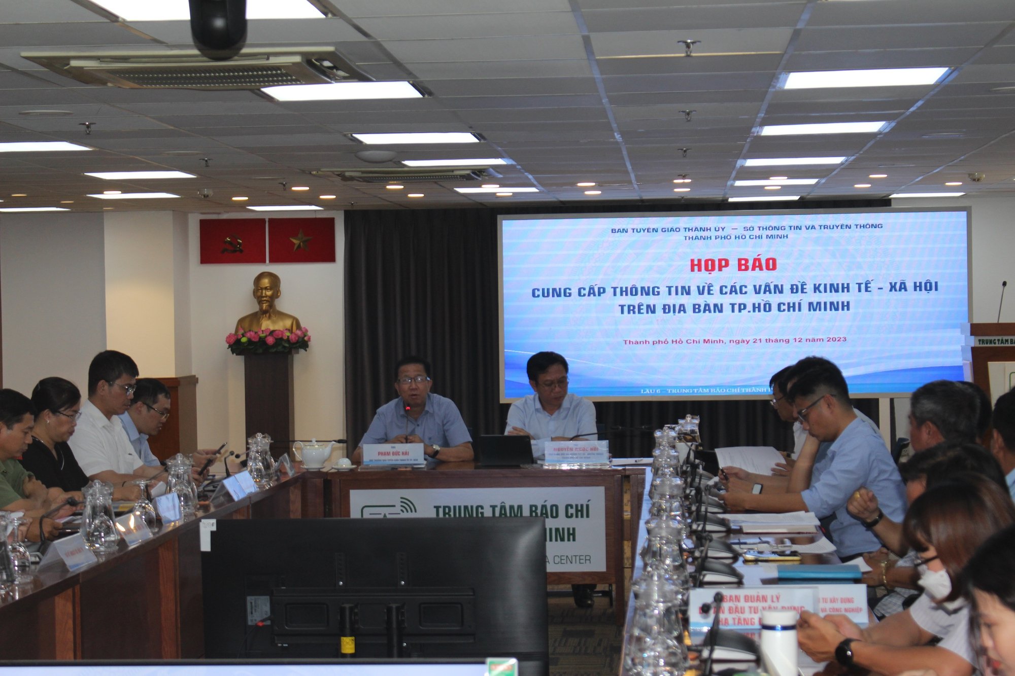Ngành tuyên giáo TP.HCM: Tăng cường quản lý để phóng viên hoạt động đúng tôn chỉ, mục đích - Ảnh 3.