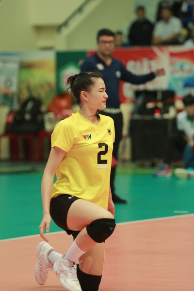 Vẻ đẹp hoa khôi bóng chuyền Việt Nam vừa giải nghệ ở tuổi 24 khiến  nhiều người tiếc nuối- Ảnh 2.