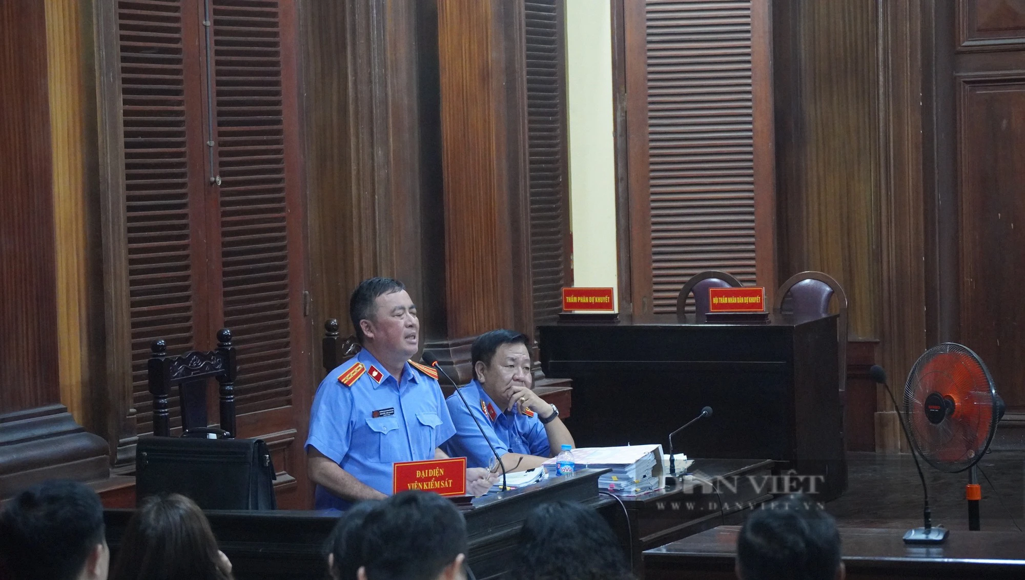 Cựu Chủ tịch Saigon Co.op Diệp Dũng bị đề nghị 10-11 năm tù - Ảnh 1.