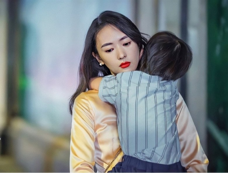 Ly hôn dẫn con về nhà ngoại ở, nửa đêm nghe mẹ gọi điện thoại tôi vội dọn ra ngoài - Ảnh 2.