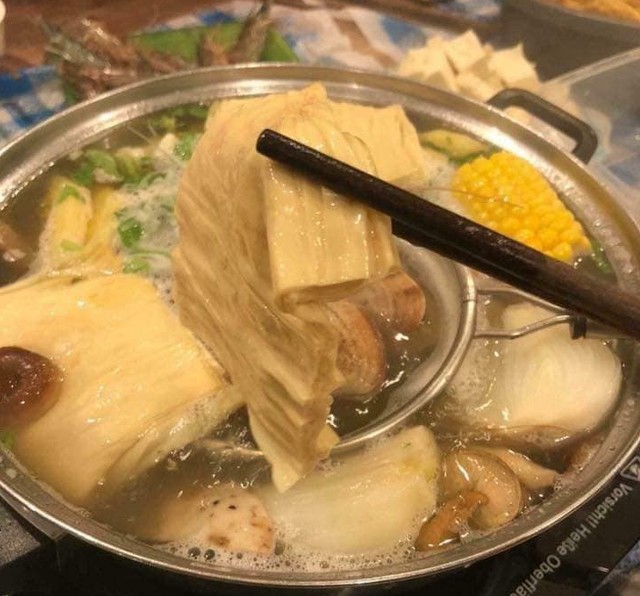 Bất ngờ thứ thường dùng ăn lẩu được ví như 'vua dinh dưỡng' - Ảnh 2. Bất ngờ thứ thường dùng ăn lẩu được ví như 'vua dinh dưỡng' - Ảnh 2.