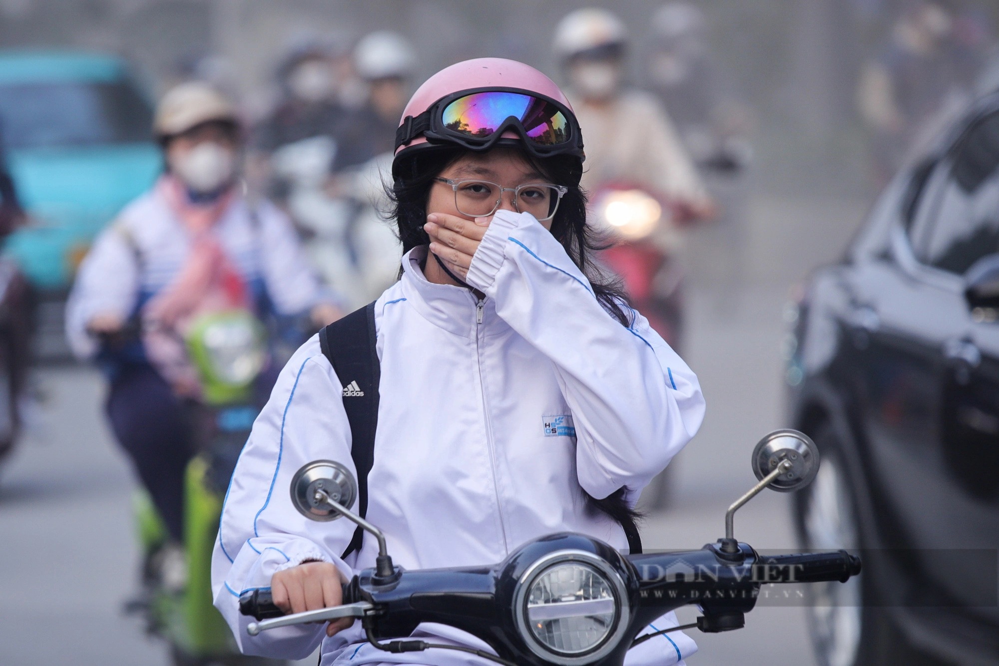 Ảnh ấn tượng tuần: Ngôi làng giàu nhất miền Bắc và chiếc trống đồng Đông Sơn lớn nhất lịch sử - Ảnh 2.