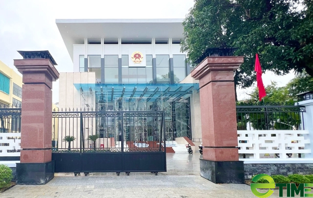 Sau lùm xùm, tai tiếng DOTHI.CO Quảng Ngãi được tỉnh khen thưởng trong thi công công trình 150 tỷ - Ảnh 1. Sau lùm xùm, tai tiếng DOTHI.CO Quảng Ngãi được tỉnh khen thưởng trong thi công công trình 150 tỷ - Ảnh 1.