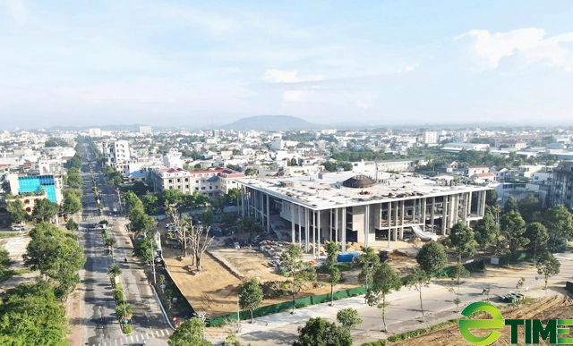 Sau lùm xùm, tai tiếng DOTHI.CO Quảng Ngãi được tỉnh khen thưởng trong thi công công trình 150 tỷ - Ảnh 4. Sau lùm xùm, tai tiếng DOTHI.CO Quảng Ngãi được tỉnh khen thưởng trong thi công công trình 150 tỷ - Ảnh 4.