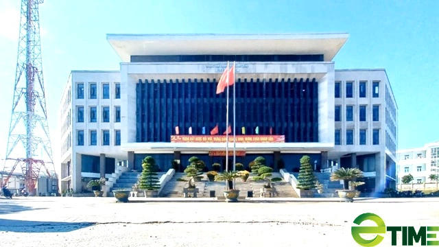 Sau lùm xùm, tai tiếng DOTHI.CO Quảng Ngãi được tỉnh khen thưởng trong thi công công trình 150 tỷ - Ảnh 7. Sau lùm xùm, tai tiếng DOTHI.CO Quảng Ngãi được tỉnh khen thưởng trong thi công công trình 150 tỷ - Ảnh 7.