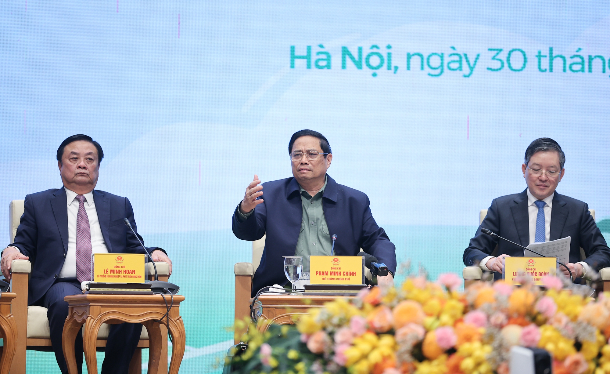 Sau Hội nghị đối thoại với nông dân, Thủ tướng đề nghị đẩy mạnh thông tin, truyền thông - Ảnh 4.