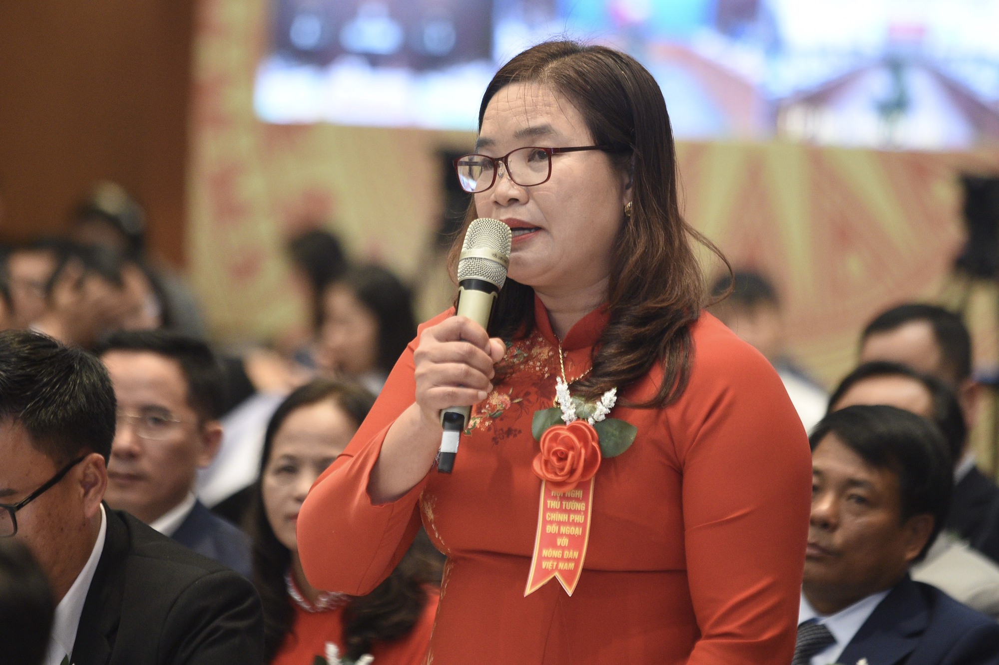 Thủ tướng Phạm Minh Chính đối thoại với nông dân Việt Nam - Ảnh 4. Thủ tướng Phạm Minh Chính đối thoại với nông dân Việt Nam - Ảnh 4.