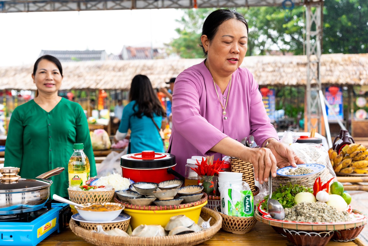 Tìm tô mì Quảng &quot;đặc trưng nhất xứ Quảng&quot;- Ảnh 7.