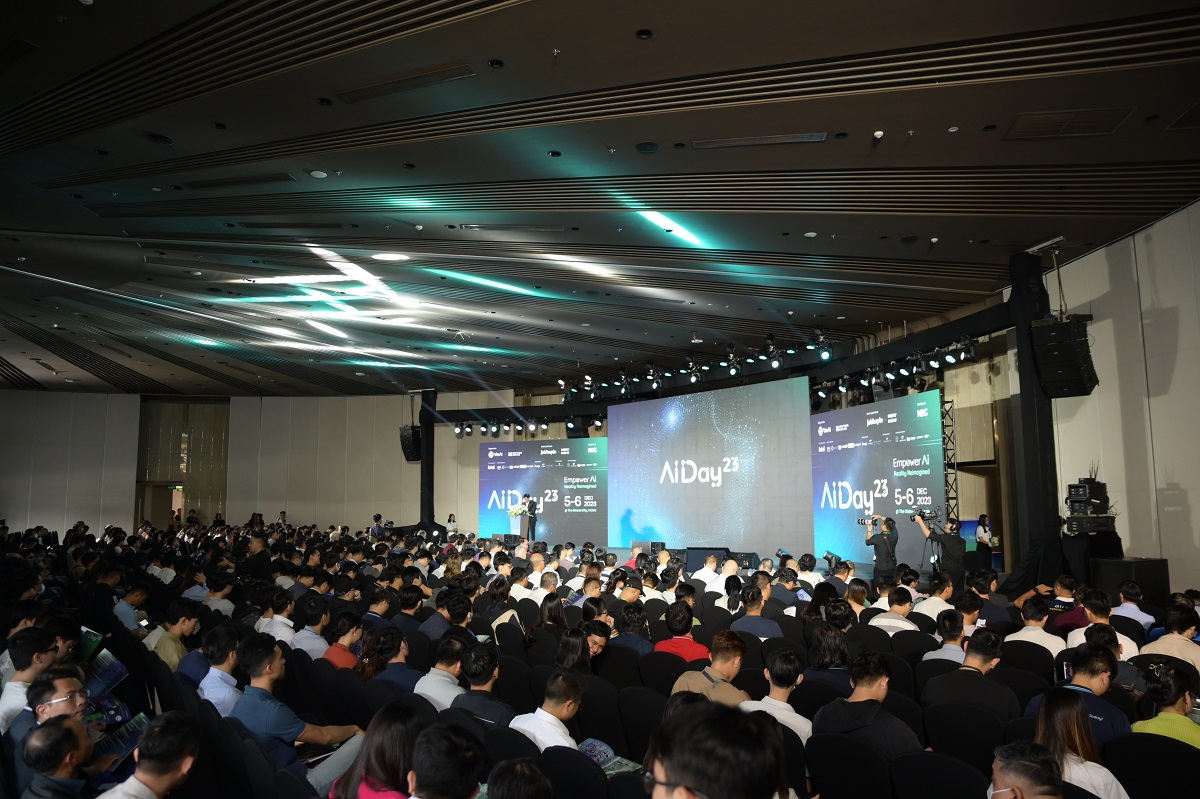 AI Day 2023 khai mạc với chủ đề "AI tái thiết thực tại" - Ảnh 1. AI Day 2023 khai mạc với chủ đề "AI tái thiết thực tại" - Ảnh 1.