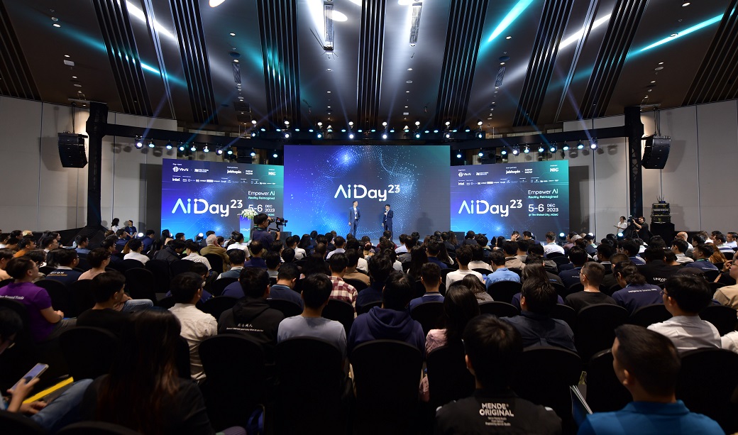 AI Day 2023 sẽ diễn ra trong 2 ngày (5-6/12) với sự tham gia của hơn 30 chuyên gia là các giáo sư, nhà khoa học hàng đầu trong lĩnh vực trí tuệ nhân tạo đến từ khắp nơi trên thế giới.