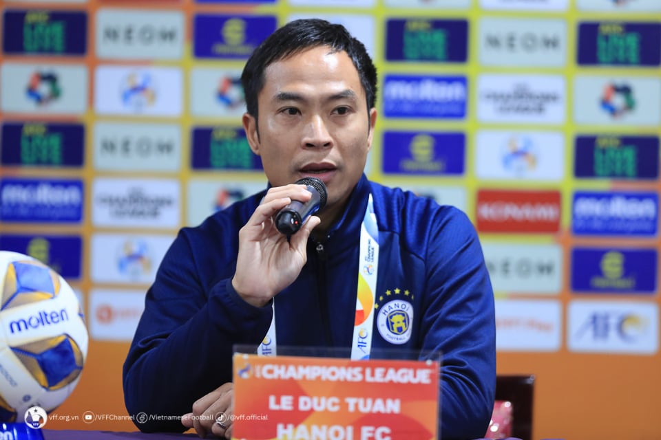 HLV Lê Đức Tuấn nói gì khi CLB Hà Nội &quot;gây sốc&quot; tại AFC Champions League? - Ảnh 2.