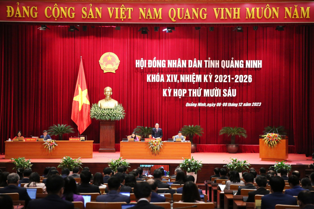 Bí thư Quảng Ninh: Phải đấu tranh, xử lý, nói không với các nhà thầu không đủ năng lực đi đấu thầu rồi bán thầu - Ảnh 1.