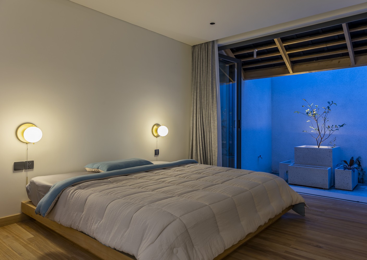 Ngỡ ngàng với kiểu nhà cấp 4 gác lửng cho gia đình nhiều thế hệ - Ảnh 11.