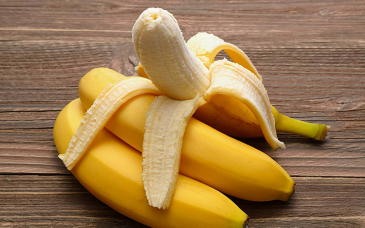 Chuối là vua cung cấp protein, chất xơ và vitamin C nhưng vỏ chuối còn có những lợi ích bất ngờ hơn - Ảnh 1. Chuối là vua cung cấp protein, chất xơ và vitamin C nhưng vỏ chuối còn có những lợi ích bất ngờ hơn - Ảnh 1.