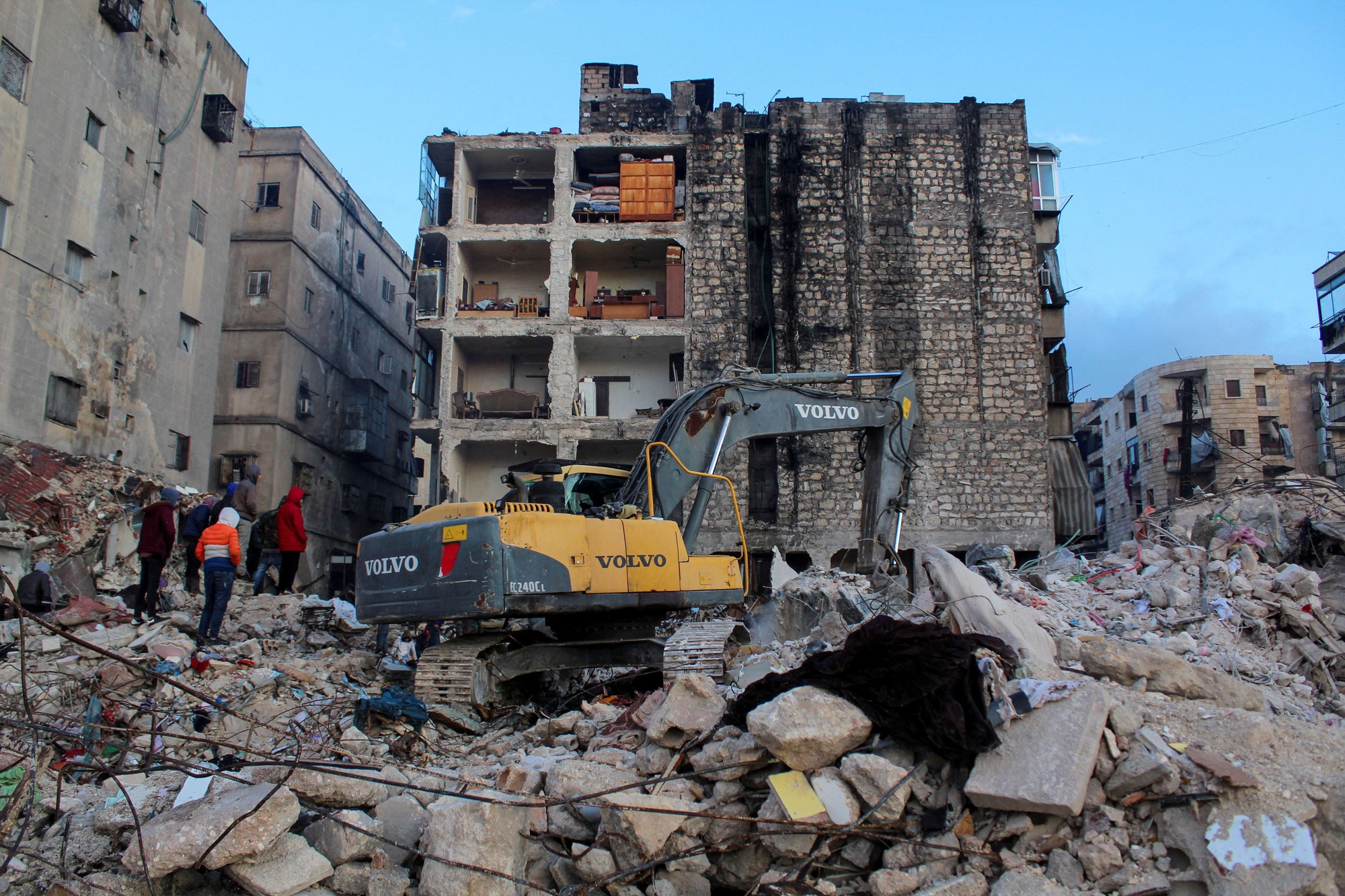 Thế giới dồn lực giải cứu Thổ Nhĩ Kỳ, nhưng Syria thì sao? - Ảnh 2.