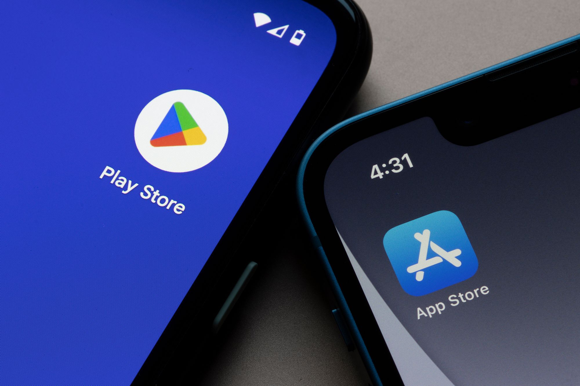 Apple và Google bị cơ quan giám sát chống độc quyền Nhật Bản cảnh báo trên các cửa hàng ứng dụng. Ảnh: @AFP.