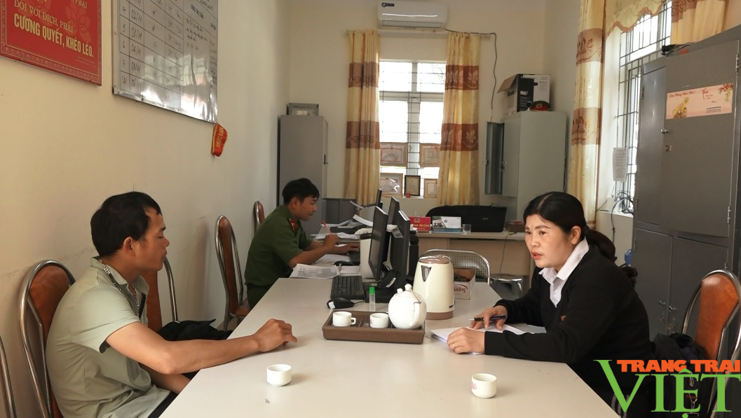 Nâng cao hiểu biết pháp luật cho người dân xã vùng cao Lai Châu - Ảnh 2. Nâng cao hiểu biết pháp luật cho người dân xã vùng cao Lai Châu - Ảnh 2.