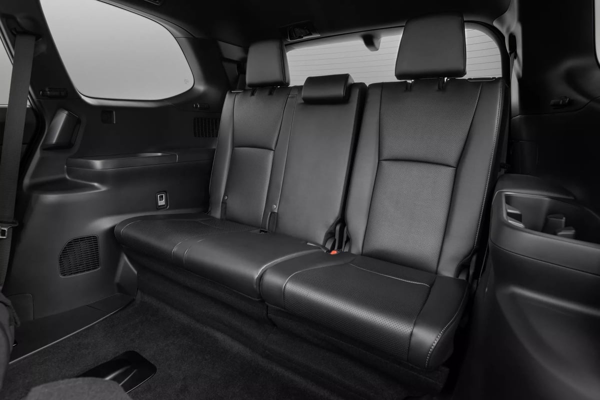 Xe gầm cao 7 chỗ Toyota Grand Highlander ra mắt - Ảnh 4.