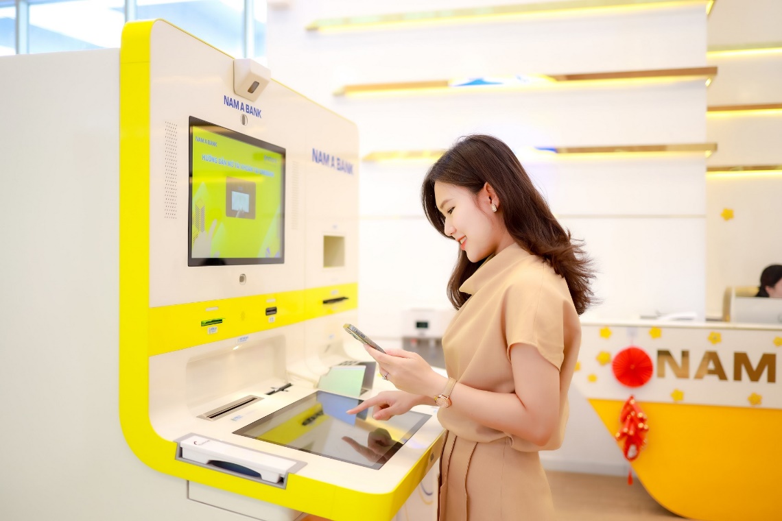 Nam A Bank huy động thành công hàng triệu USD - Ảnh 2.