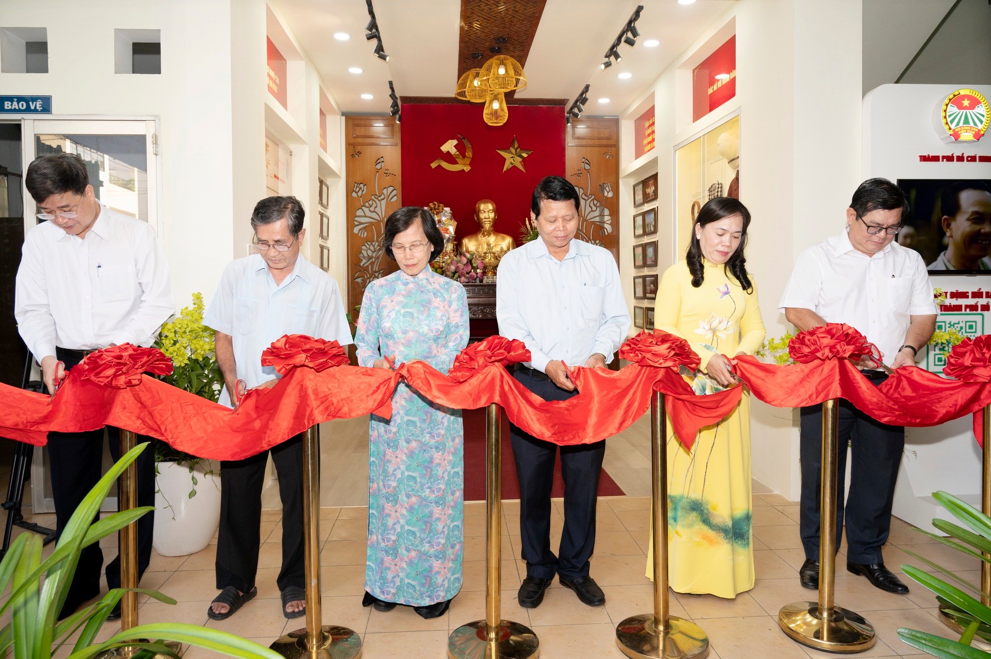 Hội Nông dân TP.HCM ra mắt Không gian văn hóa Hồ Chí Minh - “Bác Hồ với nông dân” - Ảnh 4.