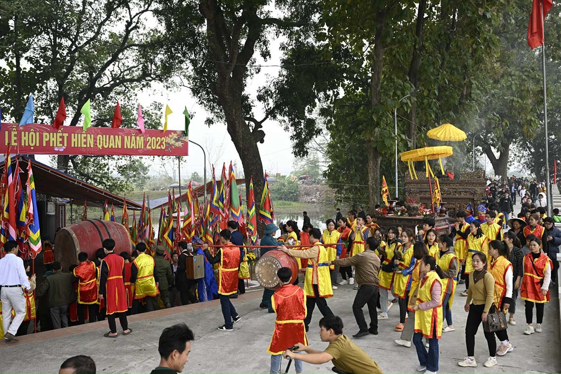 Khai Hội Phết Hiền Quan: Vắng bóng du khách thập phương vì thiếu phần đánh phết - Ảnh 3.
