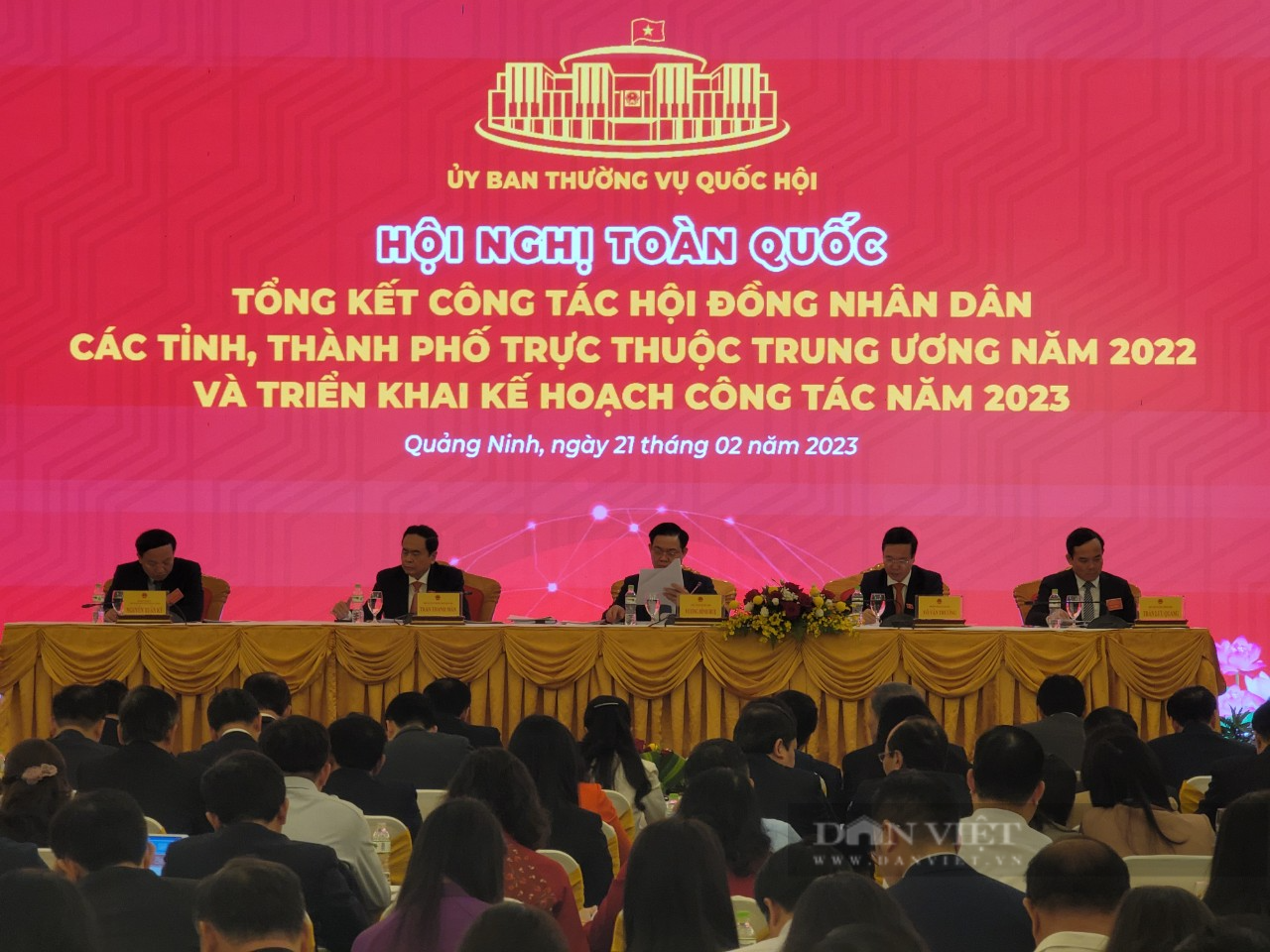 Chủ tịch Quốc hội: Xử lý nghiêm các trường hợp sa sút về phẩm chất chính trị, vi phạm kỷ luật đảng - Ảnh 3.