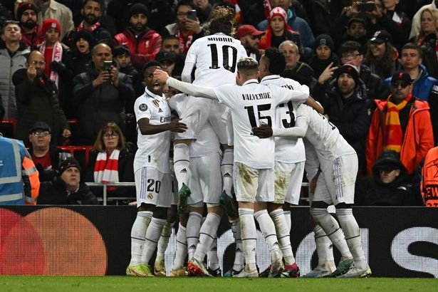 3 sai lầm của HLV Klopp khiến Liverpool bị Real vùi dập - Ảnh 3.