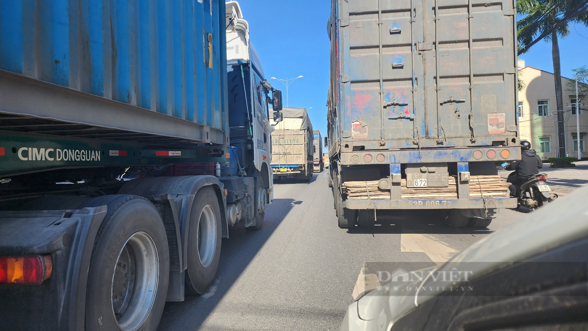 “Phản ứng” của Quảng Trị khi Bộ GTVT trả lời về vốn xây dựng 4,2km đường tránh - Ảnh 2.