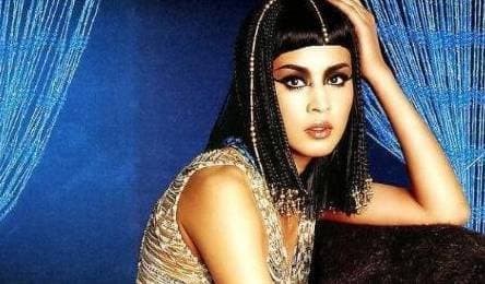 Bí quyết trẻ mãi của Nữ hoàng Cleopatra không ai bắt chước được - Ảnh 2.