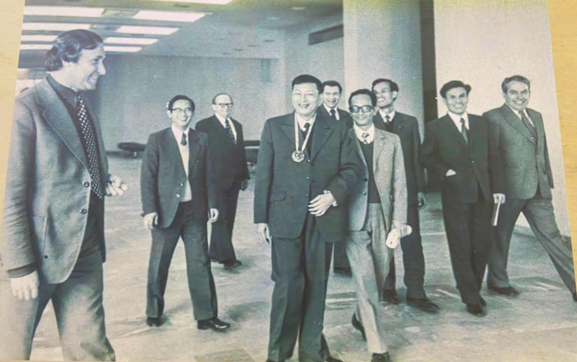 Kỷ niệm 100 năm ngày sinh Trung tướng Đồng Sỹ Nguyên: Nhìn lại hình ảnh vị tướng được phong quân hàm vượt cấp - Ảnh 6.