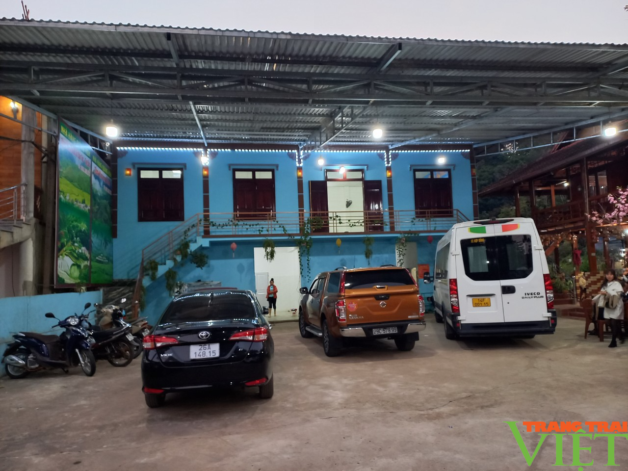 Sự quyến rũ du khách của điểm tắm khoáng nóng bản Mòng - Ảnh 4. Sự quyến rũ du khách của điểm tắm khoáng nóng bản Mòng - Ảnh 4.