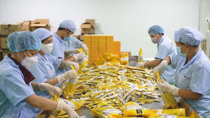 Chủ tịch TP.HCM Phan Văn Mãi: Đừng để doanh nghiệp muốn vay lãi suất 5,5% thì lên TV vay - Ảnh 1.